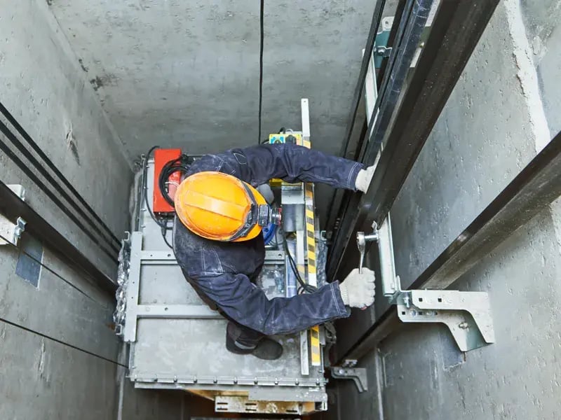 innovus lift project management services webp 1